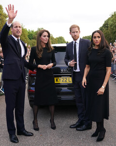 Кейт Миддлтон назвала прогулку с Гарри и Меган самой трудной из всех, на которых она была