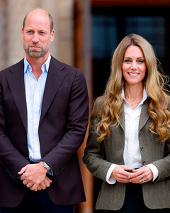 Кейт Миддлтон вернулась к работе с новым цветом волос