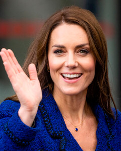 Кейт Миддлтон появилась на публике в винтажном жакете от Chanel 1995 года