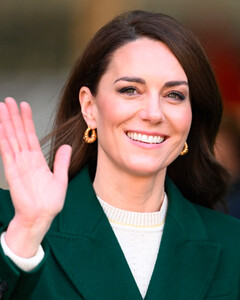 Как Кейт Миддлтон успокоила мужчину, который очень переживал перед тем, как сделать с ней селфи