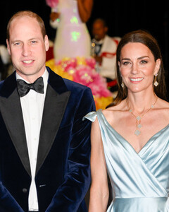 Спасибо Тому Крузу: как Кейт Миддлтон и принц Уильям наслаждались тайной встречей с принцессами Беатрис и Евгенией