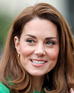 Советы из прошлого: Кейт Миддлтон рассказала о том, что она хотела бы знать, прежде чем стать мамой