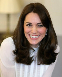 Раскраски для взрослых — феномен спокойствия Кейт Миддлтон