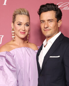 Всё ОК: Кэти Перри говорит, что она и Орландо Блум постоянно работают над отношениями