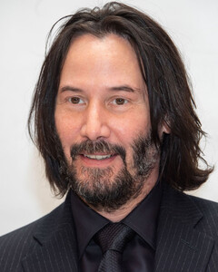 Киану Ривз подарил всей команде каскадёров фильма «Джон Уик» часы Rolex