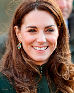 «Кажется, мне нужна помощь»: Кейт Миддлтон призналась, что не умеет вязать