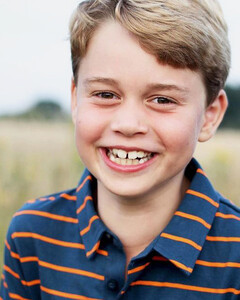 Совсем взрослый — Кейт Миддлтон и принц Уильям поделились новым фото своего сына Джорджа в день его восьмилетия