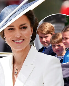 Кейт Миддлтон с Джорджем, Шарлоттой и Луи проехали на карете на параде Trooping the Colour