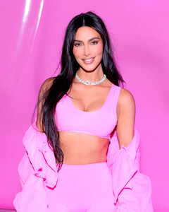 Ким Кардашьян стала частью Барбиленда