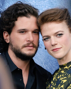 Кит Харингтон и Роуз Лесли скрыли, что стали родителями