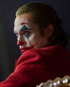 Стало известно, когда выйдет продолжение «Джокера» с Хоакином Фениксом
