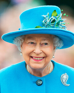 Королева Елизавета II встречает 96-й день рождения самой величественной фотографией за всю её историю!