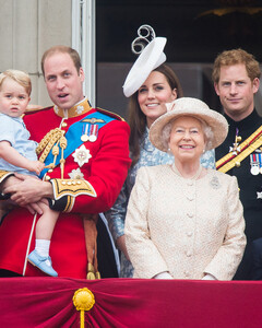 Арестуют ли члена королевской семьи, если он совершит преступление?