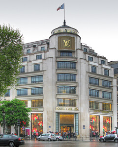 LVMH и Kering раскритиковали за попытку получить помощь от государства