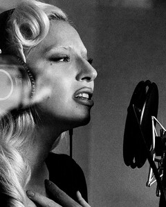 Леди Гага выпустит свою версию трека Won’t You Be My Neighbor