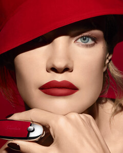 Исторический момент: новая коллекция «Легендарные красные» от Guerlain