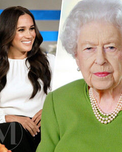 Поклонники королевской семьи просят Елизавету II лишить Меган Маркл титула после интервью Эллен Дедженерес