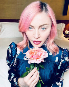 Документальный фильм про полугодовой тур Мадонны выйдет на Netflix