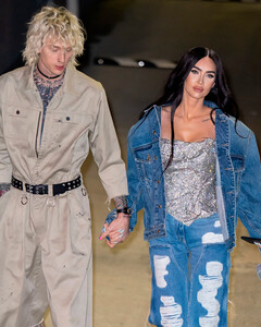 Меган Фокс и Machine Gun Kelly вместе ходят к консультанту по брачно-семейным отношениям