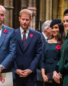 Настоящая причина, по которой Гарри, Меган, Уильям и Кейт провели вместе только одно официальное благотворительное мероприятие