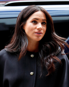 Меган Маркл выплатит британской газете 67 тысяч фунтов стерлингов