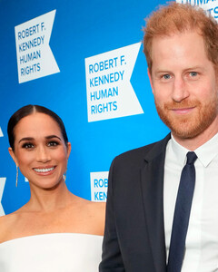 Меган Маркл и принц Гарри расстались с топ-менеджерами компании Archewell