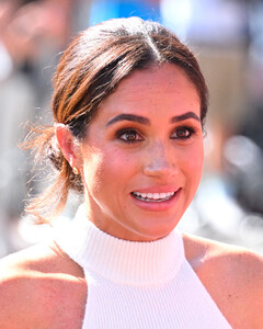 «Это плохая идея!»: Меган Маркл запретили возвращаться в Великобританию