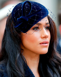 «Из-за них у Меган случился выкидыш!»: принц Гарри обвинил британский таблоид в трагедии