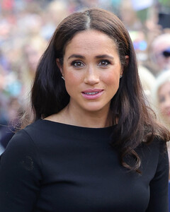 «Ей было страшно»: озлобленные фанаты планировали покушение на Меган Маркл в Великобритании