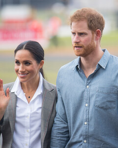 «В шоу-бизнесе нет друзей!» Меган Маркл и принц Гарри обсудили тему дружбы