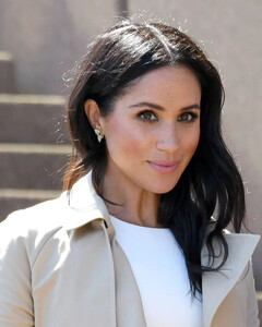 Сводная сестра Меган Маркл подала на неё в суд за ложь о несчастном детстве