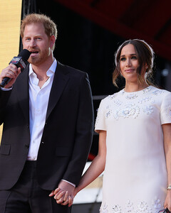 Принц Гарри и Меган Маркл потратили на судебные разбирательства больше, чем на свой благотворительный фонд Archewell