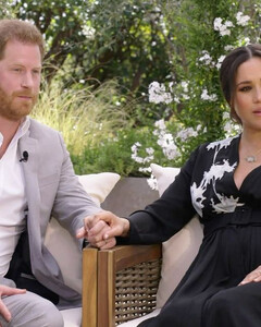 Опра Уинфри — Меган Маркл и принцу Гарри: «Вы рассказали просто шокирующие вещи»