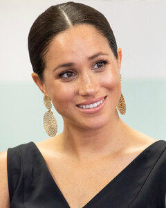 Газета Mail on Sunday отказалась вернуть Меган Маркл копии её письма отцу