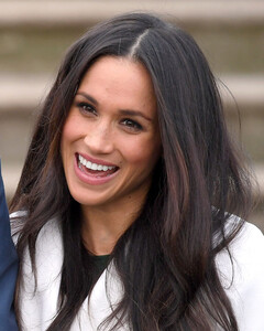 Где жила Меган Маркл до того, как стала супругой принца Гарри?