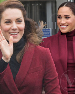 Повторили за Кейт и Уильямом? Что не так с поездкой Меган и Гарри в Нью-Йорк