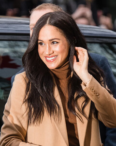 Эксперт: Меган Маркл нельзя лишить титула за то, что она отправила письмо в Конгресс США