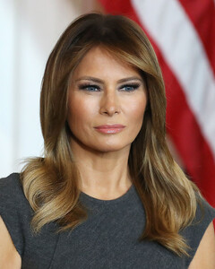 Твит Мелании Трамп о принце Филиппе возмутил американцев