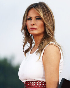 Меланию Трамп обвинили в сборе средств для несуществующего благотворительного фонда