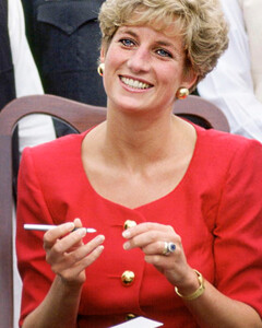 Милая привычка принцессы Дианы, которая передалась её внукам: Джорджу, Шарлотте и Луи