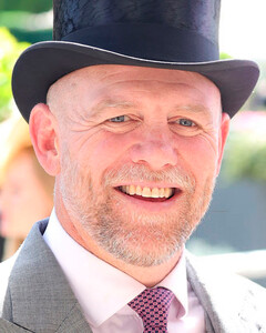 «Он — ублюдок»: муж внучки Елизаветы II обозвал принца Гарри из-за его отношения к монарху