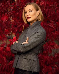 Наталья Давыдова сняла клип на песню мужа-миллиардера к его дню рождения