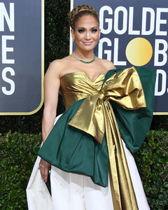 Образ Дженнифер Лопес на Golden Globe 2020