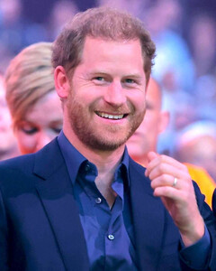 «Он — ужасный лицемер!»: стала известна скандальная правда о новом телепроекте принца Гарри