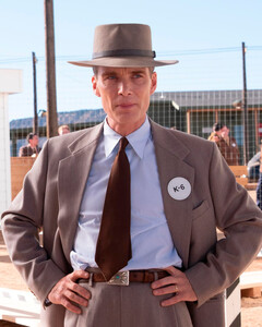 Когда «Оппенгеймер» будет доступен для просмотра?