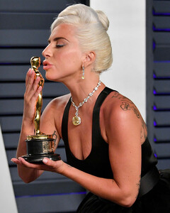 «Оскар – 2021»: где смотреть, кто будет вести, главные номинанты и прогнозы