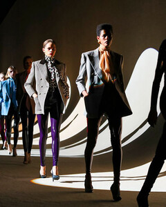 Почему сезонный формат fashion-бизнеса устарел