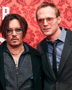 Пострадает ли Пол Беттани от дружбы с Джонни Деппом