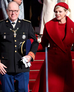 Принц Альбер и принцесса Шарлен вместе с детьми отпраздновали Национальный день Королевства Монако