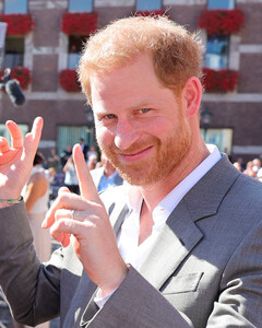 Мемуары от первого лица: принц Гарри проведёт онлайн-трансляцию, посвящённую книге «Запасной»